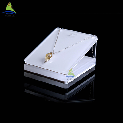 Display kalung perhiasan akrilik