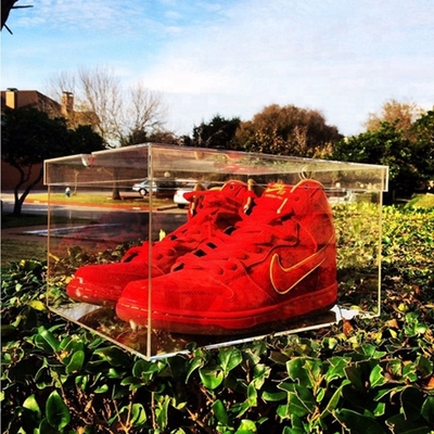 Promosi kotak display akrilik sneaker besar untuk Nike acrylic sneaker etalase
