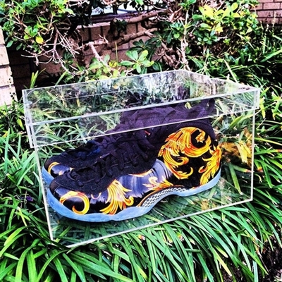 Promosi kotak display akrilik sneaker besar untuk Nike acrylic sneaker etalase