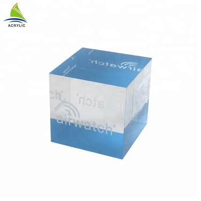 Batal Padat Acrylic Tampilan Cube Block Eco - Ramah Bahan Silk Screen Printing