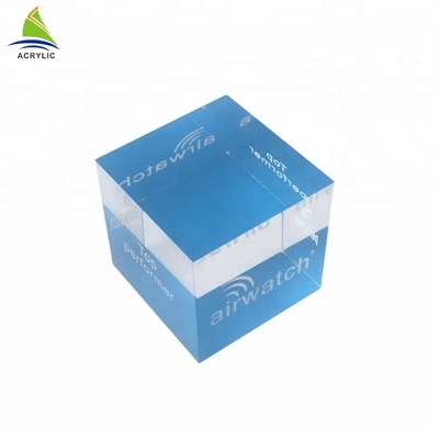 Batal Padat Acrylic Tampilan Cube Block Eco - Ramah Bahan Silk Screen Printing